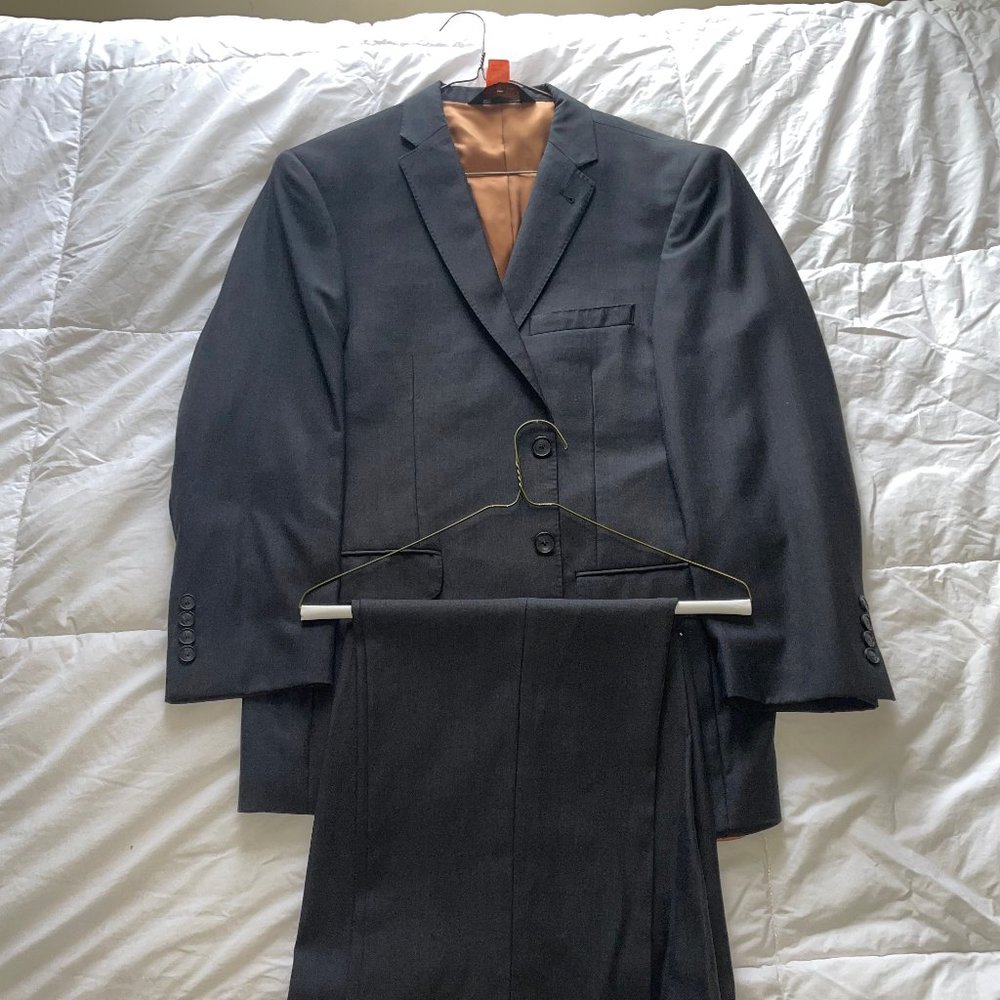 Jos. A. Bank - Mens Black Suit - Lightly Worn